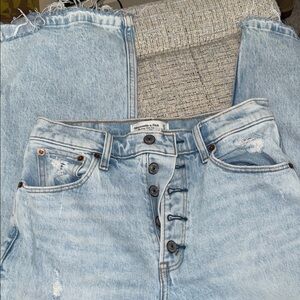 Abercrombie & Fitch Men's Light Wash Relaxed Jeans